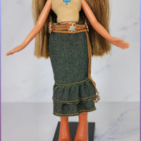 Bratz Dolls - Series 3 - FIANNA fashion Doll with 2 outfits