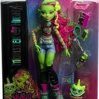 Monster High - G3 - Venus Mcflytrap Doll with Monster pet Cat Chewlian and Accessories like Backpack, Notebook Snacks and more
