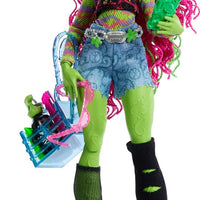 Monster High - G3 - Venus Mcflytrap Doll with Monster pet Cat Chewlian and Accessories like Backpack, Notebook Snacks and more