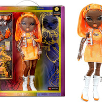 RAINBOW HIGH - Michelle St Charles - SERIES 5 - Rainbow Fashion Doll with 10+ Accessories