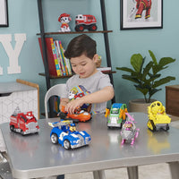 Paw Patrol - Chase's Deluxe Movie Transforming Car with Chase Figure