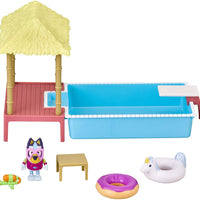 BLUEY - Pool Time Playset and Bluey figure + Accessories - on clearance