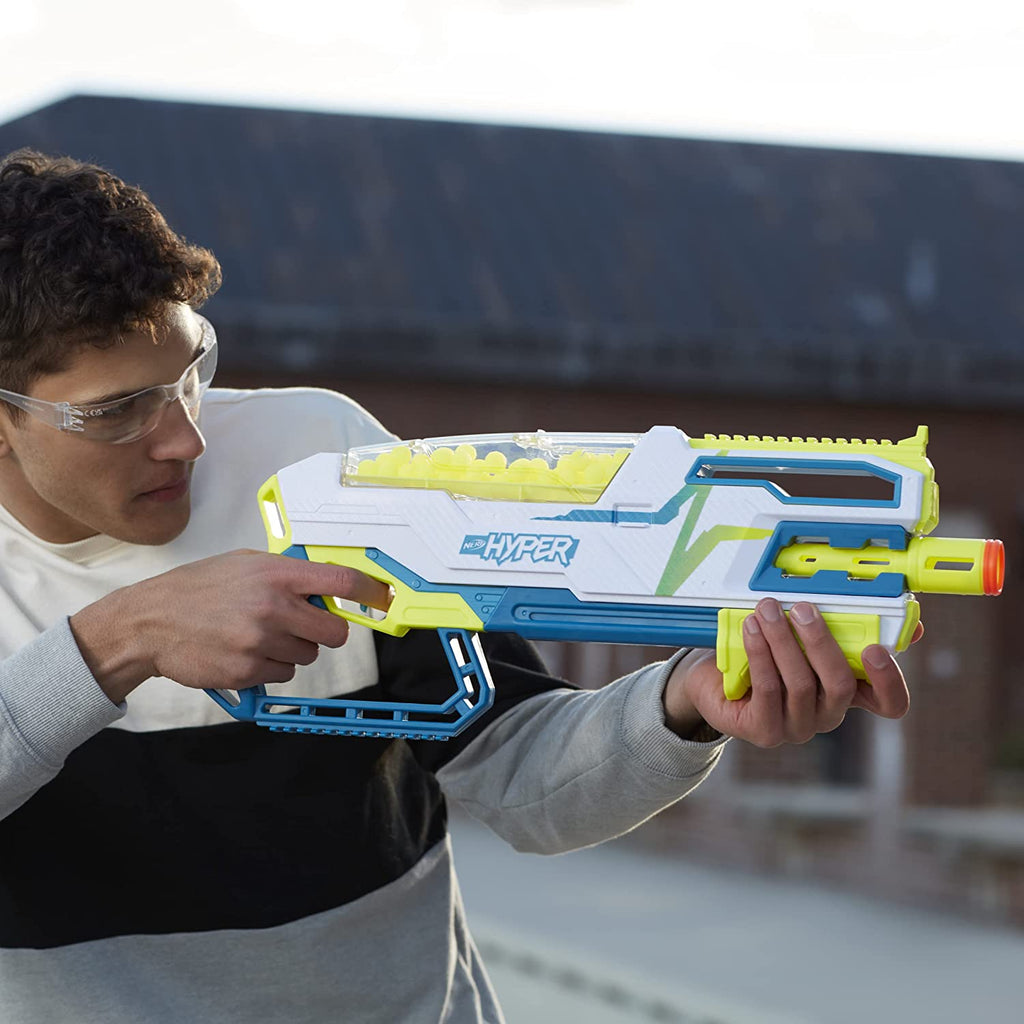 Nerf Hyper System Nerf Hyper - Siege-50 Pump-Action Blaster With 65 Nerf Hyper Rounds p ...
