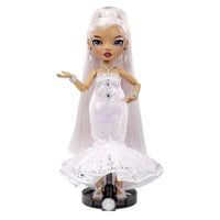 RAINBOW HIGH -  MAINSTREAM EDITION DOLL - ROXIE Grand Holiday Edition Collector Doll - on clearance