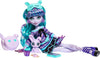 Monster High - Creepover Party - Twyla Doll with Pet bunny Dustin